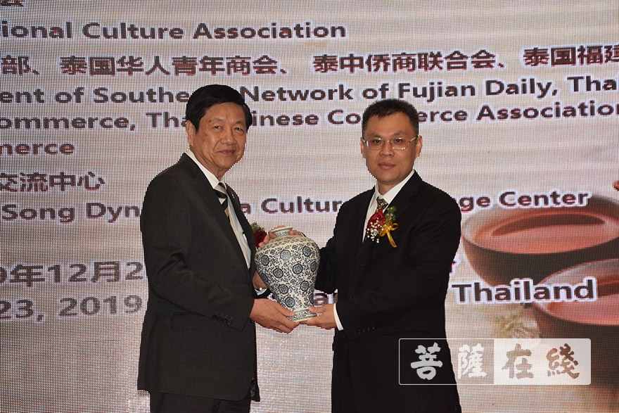禅文化-“中华禅文化走进泰国”本性禅师应邀主讲中华禅文化