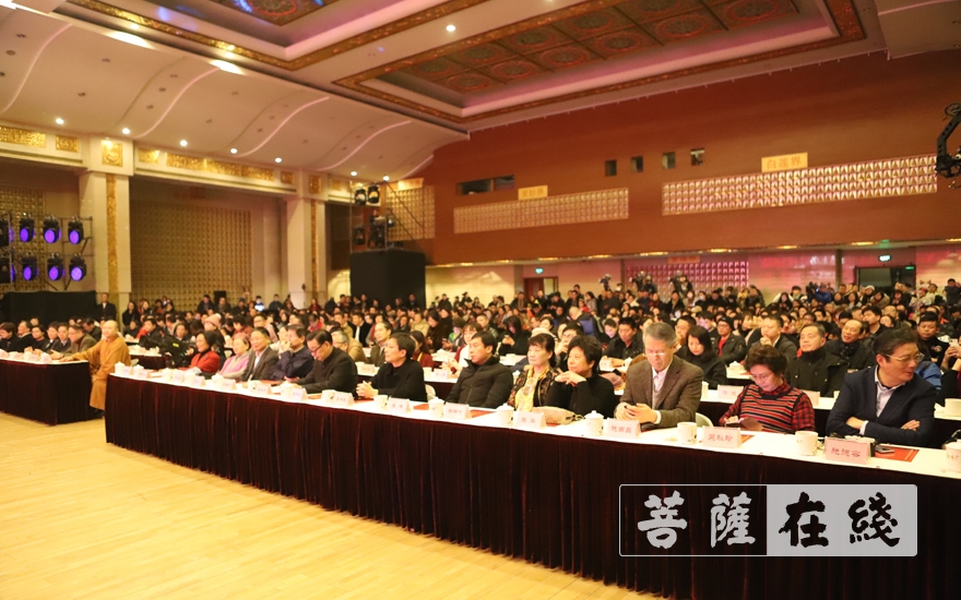 慈善-上海玉佛禅寺举行“祝福上海——2020上海市社会各界迎新年慈善晚会”