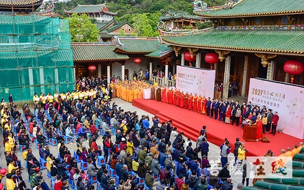 爱心厦门 我们一起行动  新年书画慈善行 爱心从厦门佛教界传递