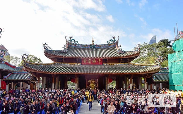 爱心厦门 我们一起行动  新年书画慈善行 爱心从厦门佛教界传递