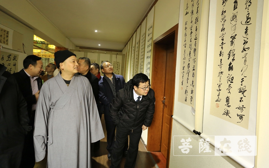 书法-重庆华岩寺举行全国书法名家手书华岩寺历代禅关诗词作品展