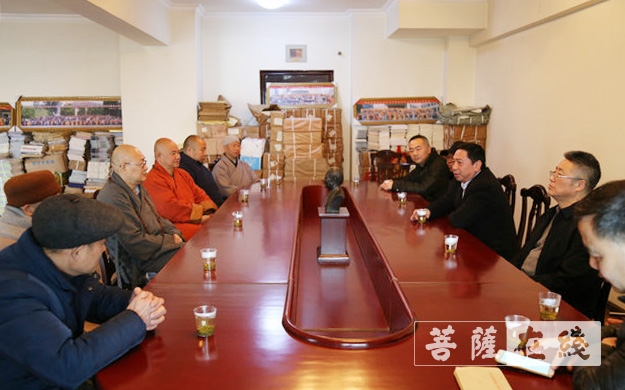 佛教-湖南省委统战部副部长（兼）向恩明一行到湖南省佛协新春慰问