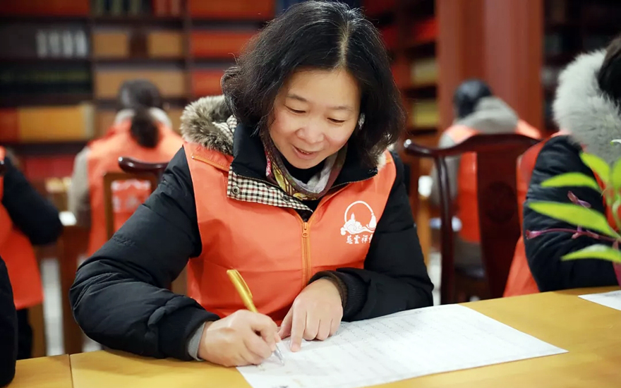 佛教-淮安慈云禅寺迎新年众人抄经活动圆满