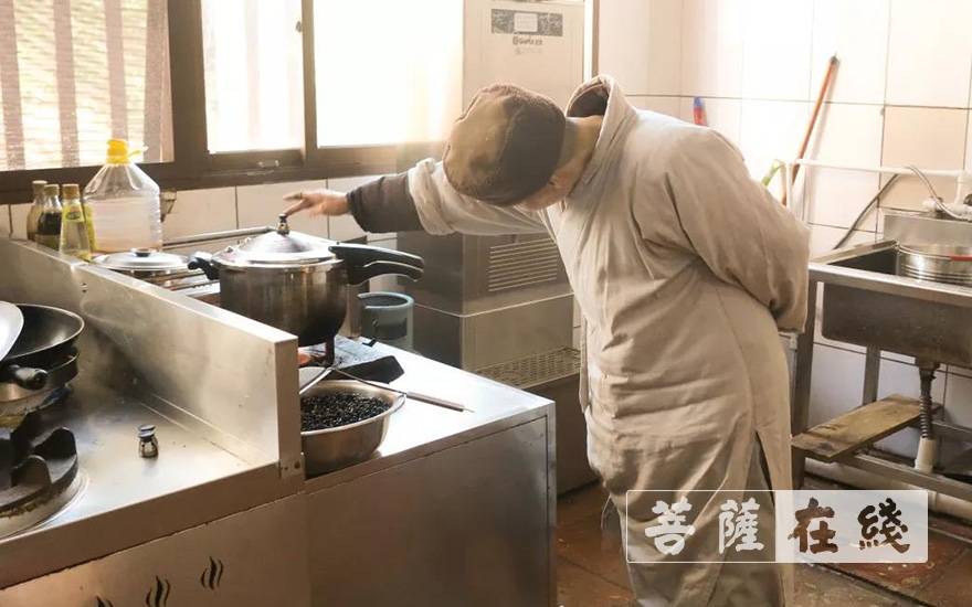宜黄-“鼠你好吃” 曹山宝积寺腊八粥温暖宜黄