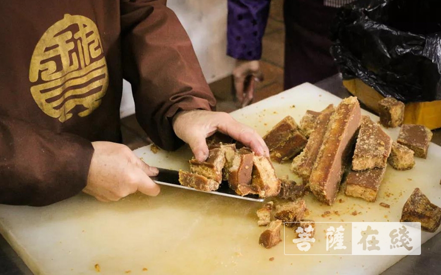 宜黄-“鼠你好吃” 曹山宝积寺腊八粥温暖宜黄