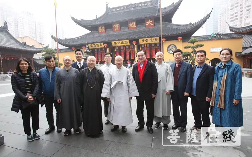 佛教-韩国东国大学校理事长法山法师一行参访上海玉佛禅寺