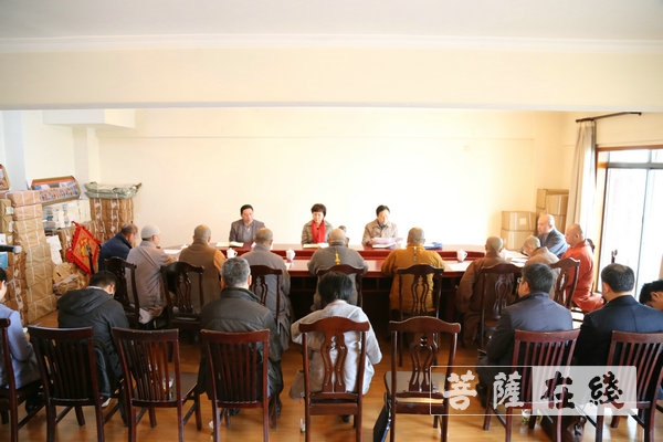 黄兰香-春节将至 湖南省委常委、省委统战部部长黄兰香一行到省佛协慰问