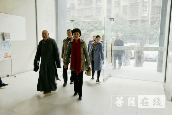 黄兰香-春节将至 湖南省委常委、省委统战部部长黄兰香一行到省佛协慰问
