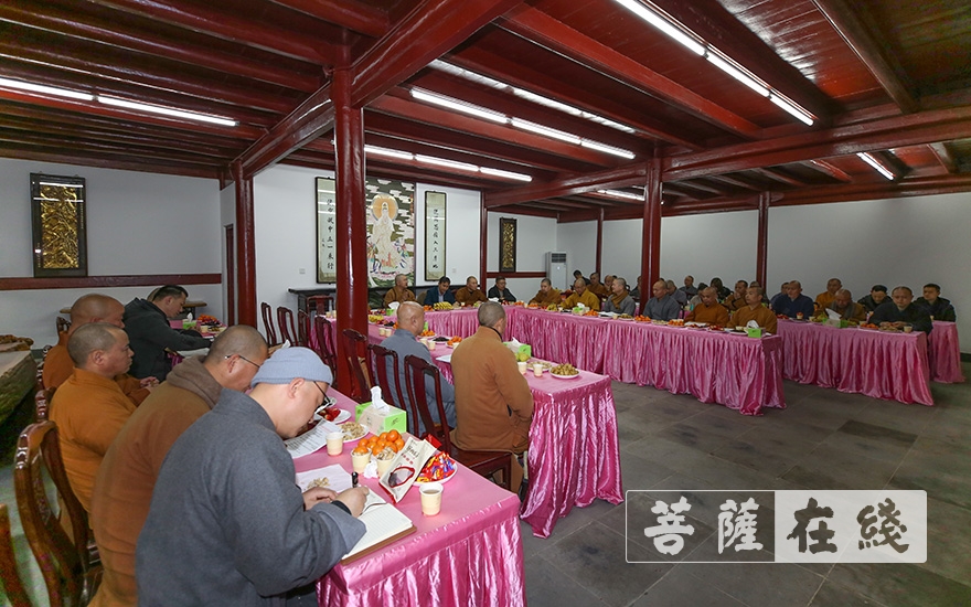 佛教-普陀山佛教协会2019年年终总结大会进行分组讨论