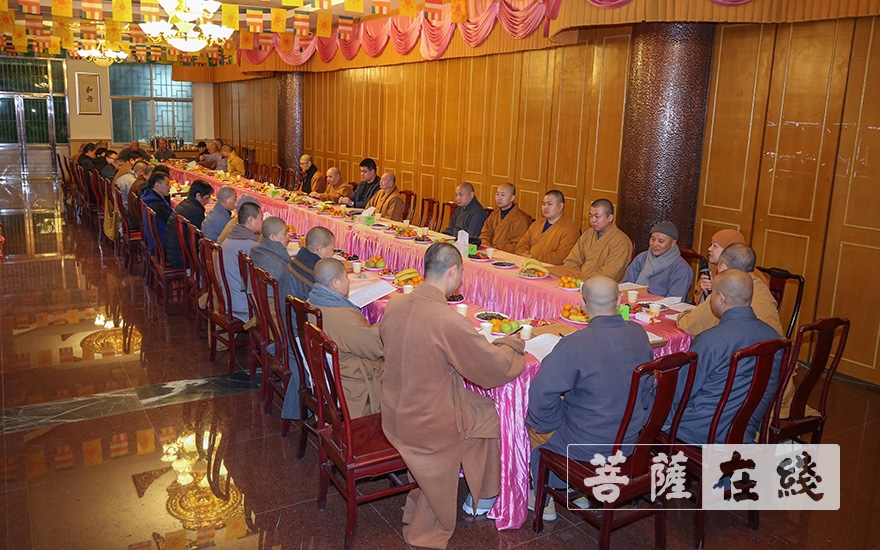 佛教-普陀山佛教协会2019年年终总结大会进行分组讨论