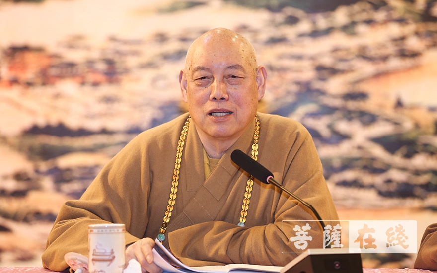 普陀山-普陀山普济禅寺举行全体僧众、职工大会