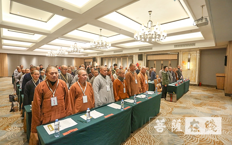 佛教-抚州市召开佛教第三次代表会议 学辉法师连任会长