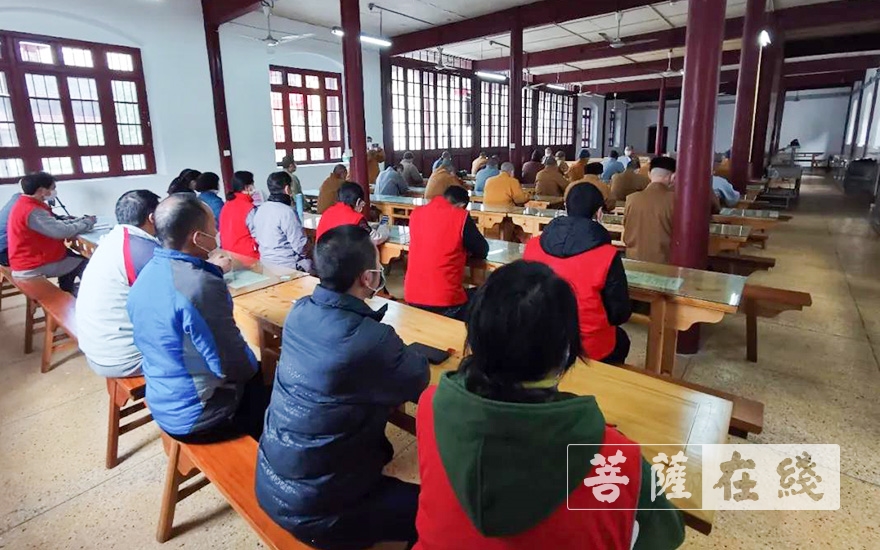 佛教-南京栖霞古寺全体常住学习新修订《江苏省宗教事务条例》