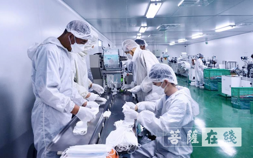 佛教-广东东华禅寺向韩国佛教曹溪宗捐赠10万只KN95医用口罩