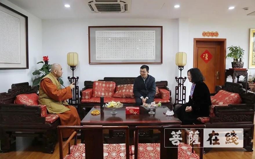宁国-上海徐汇区委统战部领导一行前往宁国禅寺指导工作