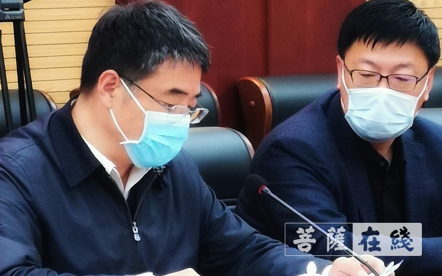 佛教-葫芦岛市佛教协会举行向援鄂医护人员捐赠慰问仪式