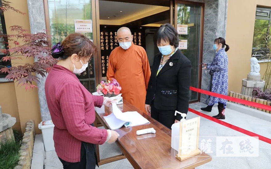 宁国-上海徐汇区政府领导赴宁国禅寺视察工作
