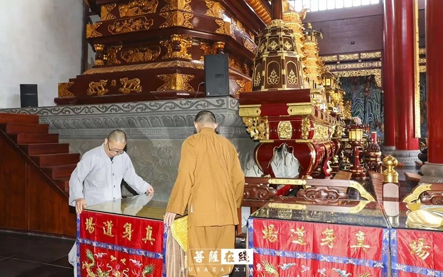 疫情-疫情之下,关闭山门的寺院僧活是怎样的? 疫情-疫情之下,关闭山门的寺院僧活是怎样的?