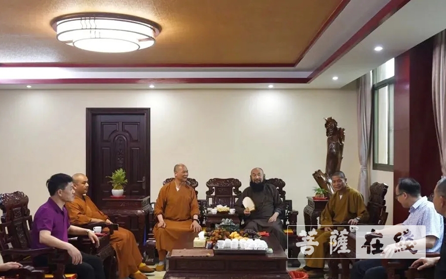 佛教-普法法师一行赴三明、龙岩开展教内帮扶活动