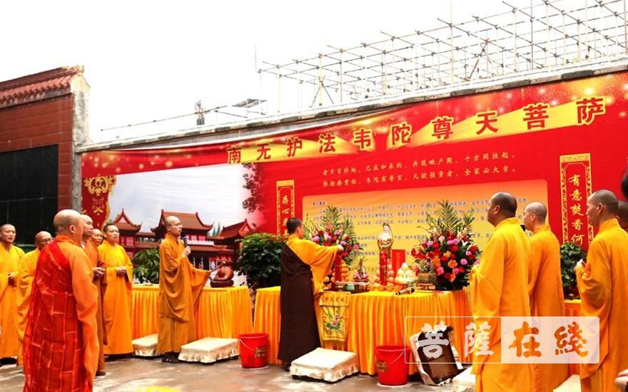 佛教-赣州寿量古寺毗卢殿竖柱圆满
