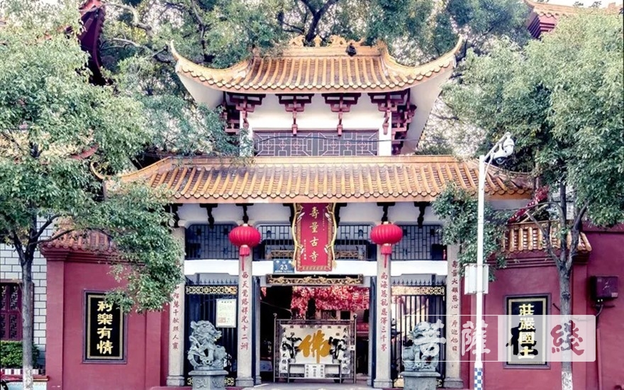 佛教-赣州寿量古寺毗卢殿竖柱圆满