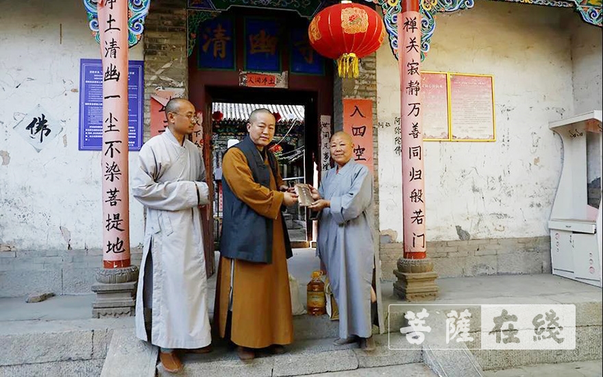 佛教-河北省佛教协会帮扶慰问部分困难寺院