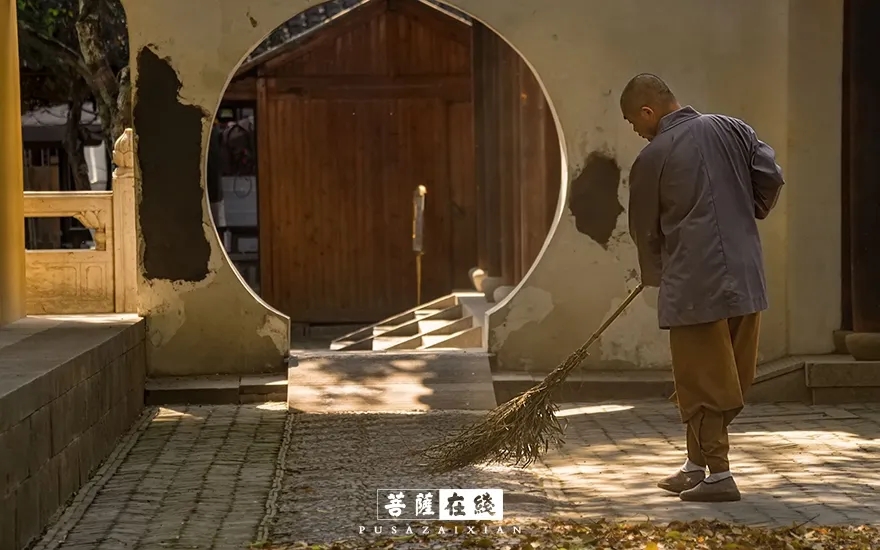摄影-关门闭寺百余天,各大寺院僧众实修生活集锦 摄影-关门闭寺百余天,各大寺院僧众实修生活集锦