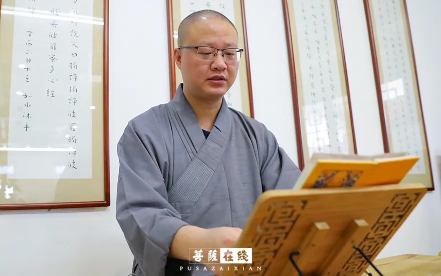 摄影-关门闭寺百余天,各大寺院僧众实修生活集锦 摄影-关门闭寺百余天,各大寺院僧众实修生活集锦
