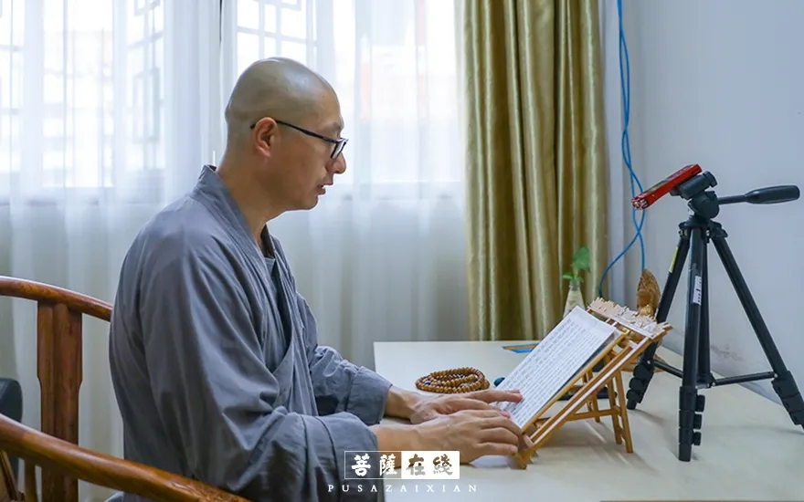 摄影-关门闭寺百余天,各大寺院僧众实修生活集锦 摄影-关门闭寺百余天,各大寺院僧众实修生活集锦