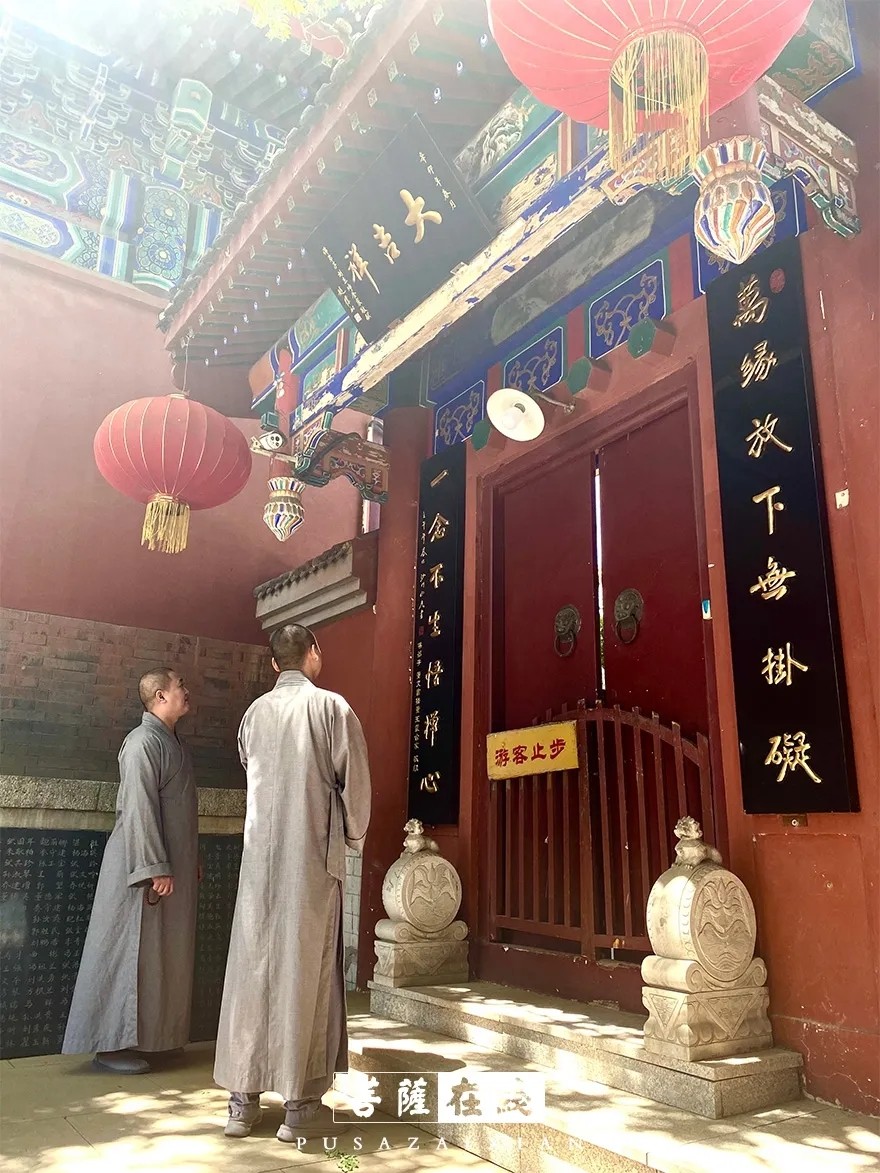 摄影-关门闭寺百余天,各大寺院僧众实修生活集锦 摄影-关门闭寺百余天,各大寺院僧众实修生活集锦