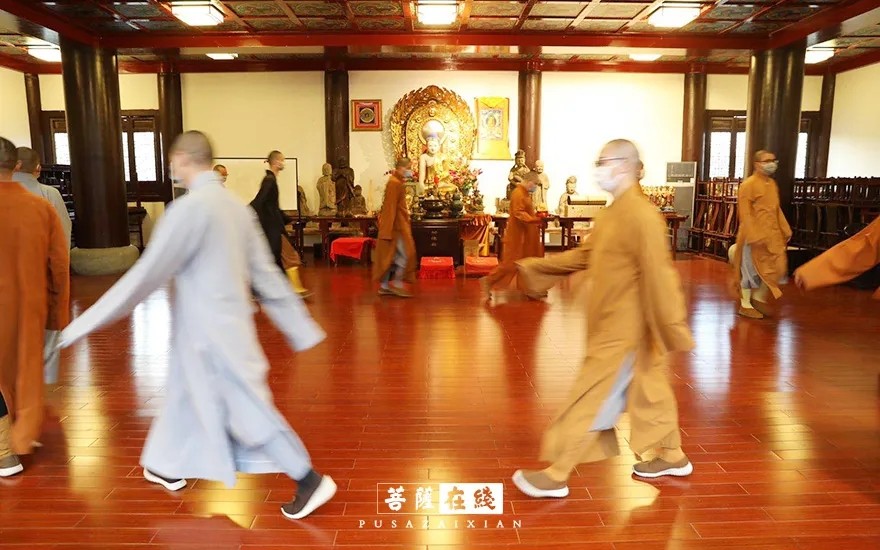 摄影-关门闭寺百余天,各大寺院僧众实修生活集锦 摄影-关门闭寺百余天,各大寺院僧众实修生活集锦