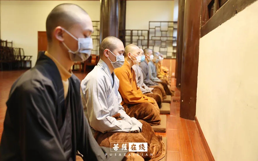 摄影-关门闭寺百余天,各大寺院僧众实修生活集锦 摄影-关门闭寺百余天,各大寺院僧众实修生活集锦