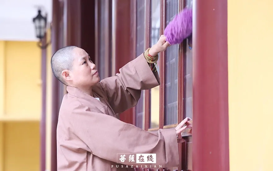 摄影-关门闭寺百余天,各大寺院僧众实修生活集锦 摄影-关门闭寺百余天,各大寺院僧众实修生活集锦