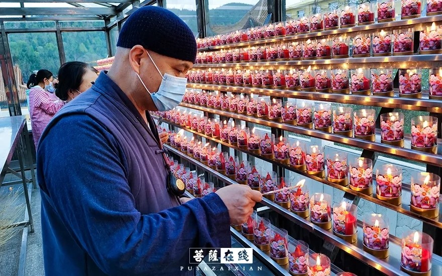 摄影-关门闭寺百余天,各大寺院僧众实修生活集锦 摄影-关门闭寺百余天,各大寺院僧众实修生活集锦