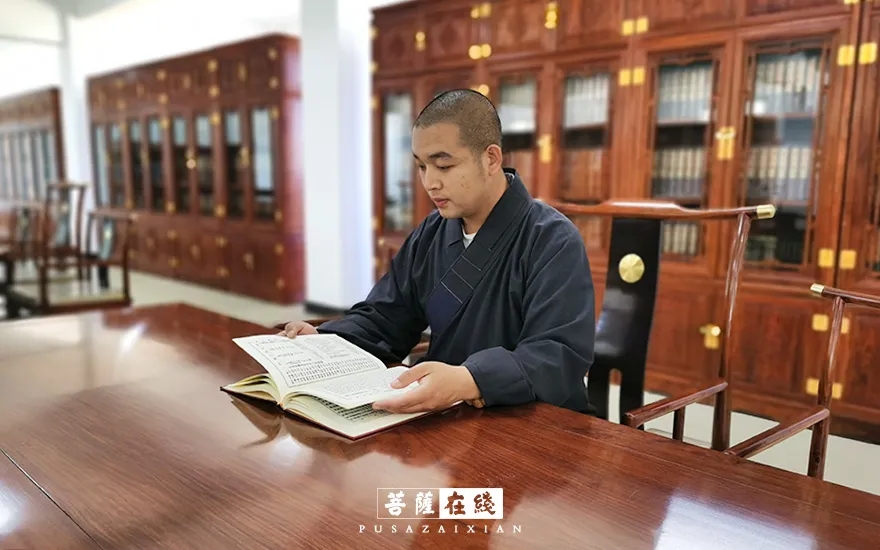 摄影-关门闭寺百余天,各大寺院僧众实修生活集锦 摄影-关门闭寺百余天,各大寺院僧众实修生活集锦