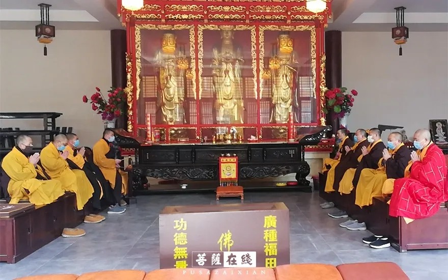 摄影-关门闭寺百余天,各大寺院僧众实修生活集锦 摄影-关门闭寺百余天,各大寺院僧众实修生活集锦