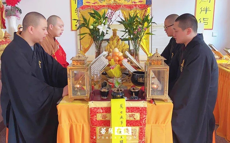 摄影-关门闭寺百余天,各大寺院僧众实修生活集锦 摄影-关门闭寺百余天,各大寺院僧众实修生活集锦