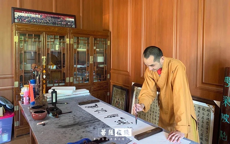 摄影-关门闭寺百余天,各大寺院僧众实修生活集锦 摄影-关门闭寺百余天,各大寺院僧众实修生活集锦