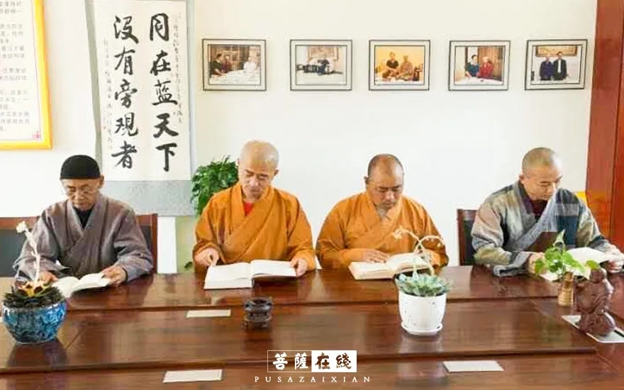 摄影-关门闭寺百余天,各大寺院僧众实修生活集锦 摄影-关门闭寺百余天,各大寺院僧众实修生活集锦
