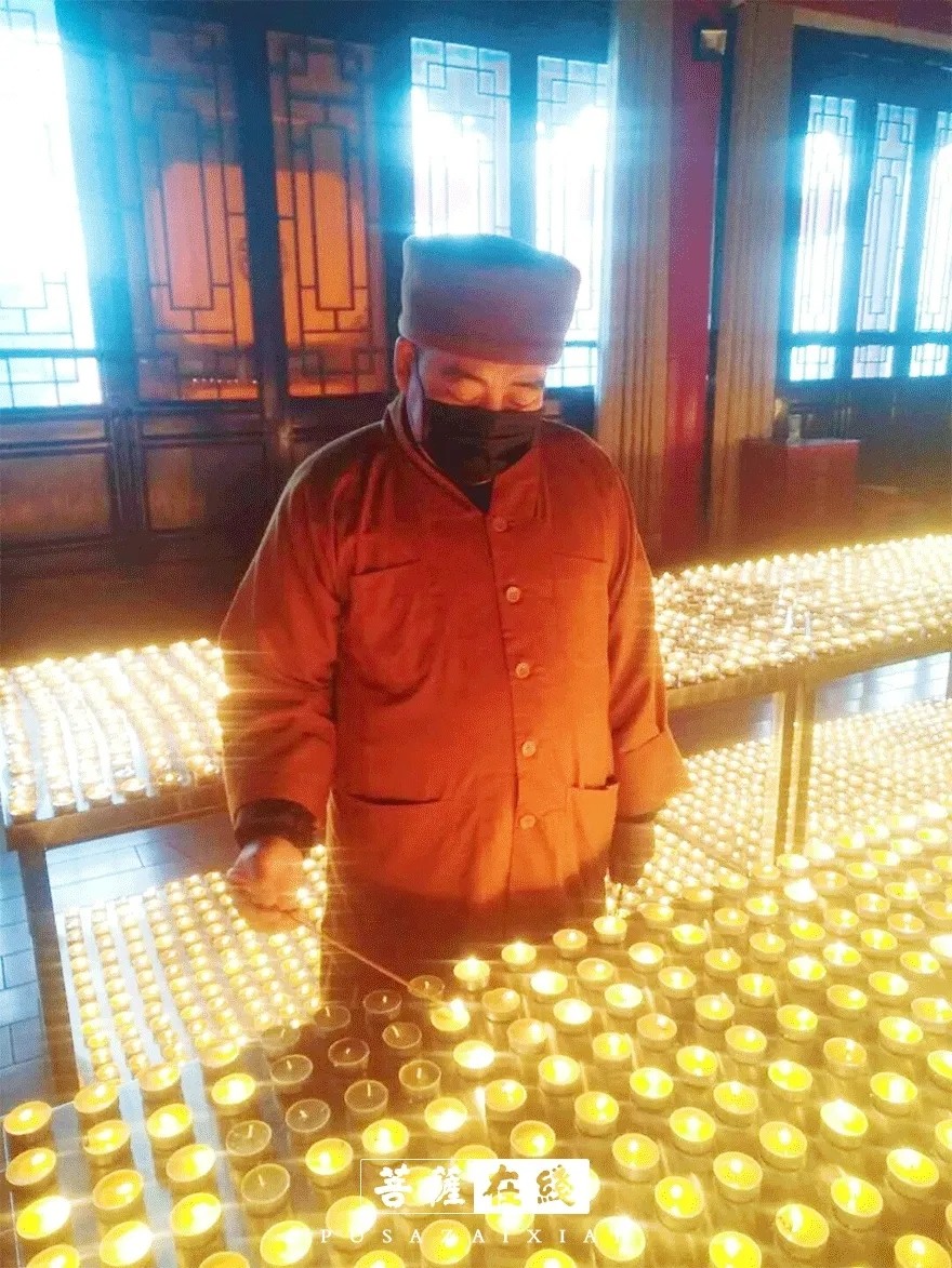 摄影-关门闭寺百余天,各大寺院僧众实修生活集锦 摄影-关门闭寺百余天,各大寺院僧众实修生活集锦
