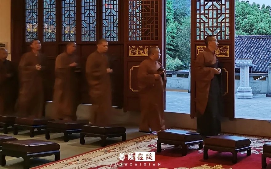 摄影-关门闭寺百余天,各大寺院僧众实修生活集锦 摄影-关门闭寺百余天,各大寺院僧众实修生活集锦