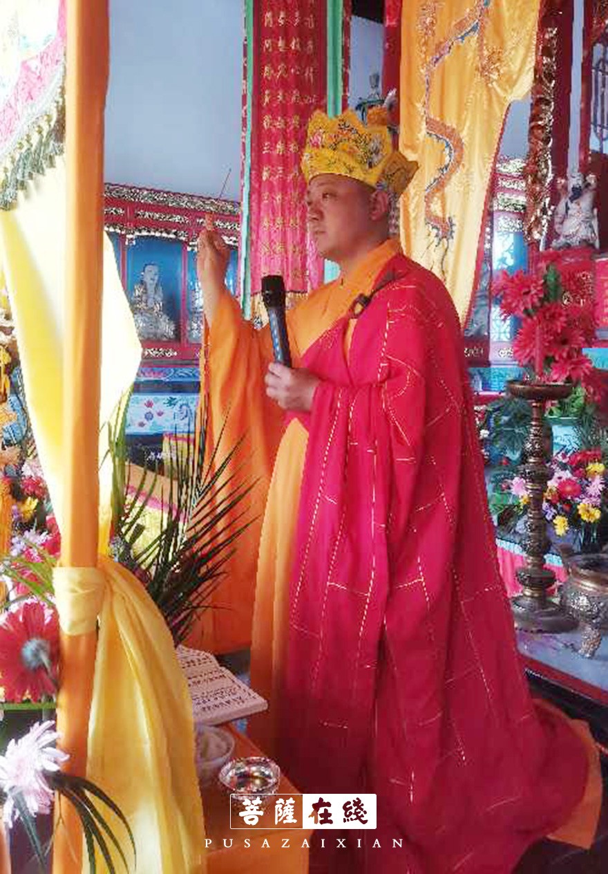 摄影-关门闭寺百余天,各大寺院僧众实修生活集锦 摄影-关门闭寺百余天,各大寺院僧众实修生活集锦