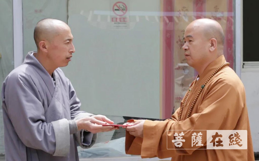 佛教-兰州市民宗委领导深入寺院督导调研