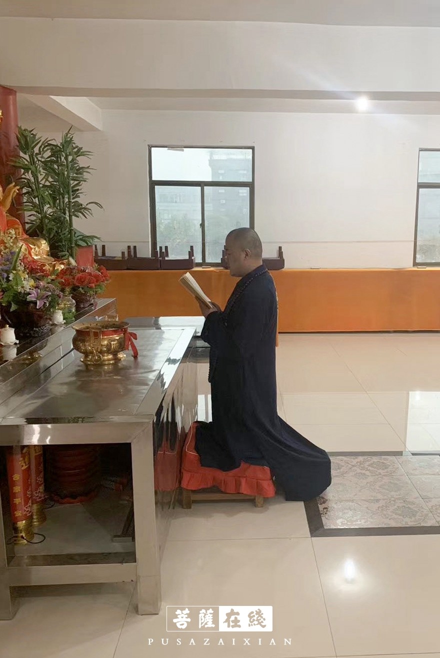 摄影-关门闭寺百余天,各大寺院僧众实修生活集锦 摄影-关门闭寺百余天,各大寺院僧众实修生活集锦
