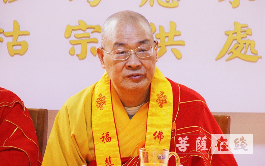 野生动物-全国人大代表圣辉法师建议全面禁止动物表演和商业展示