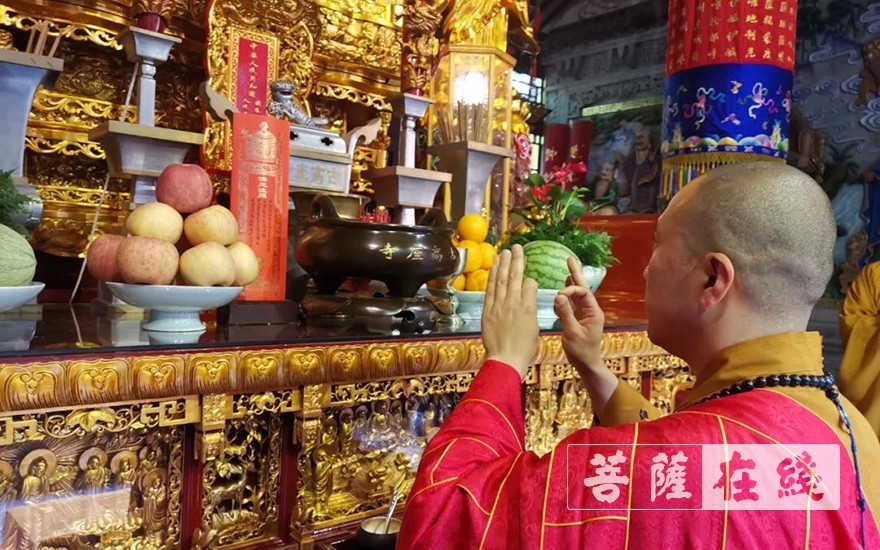 高座寺灵山法师俗家图片