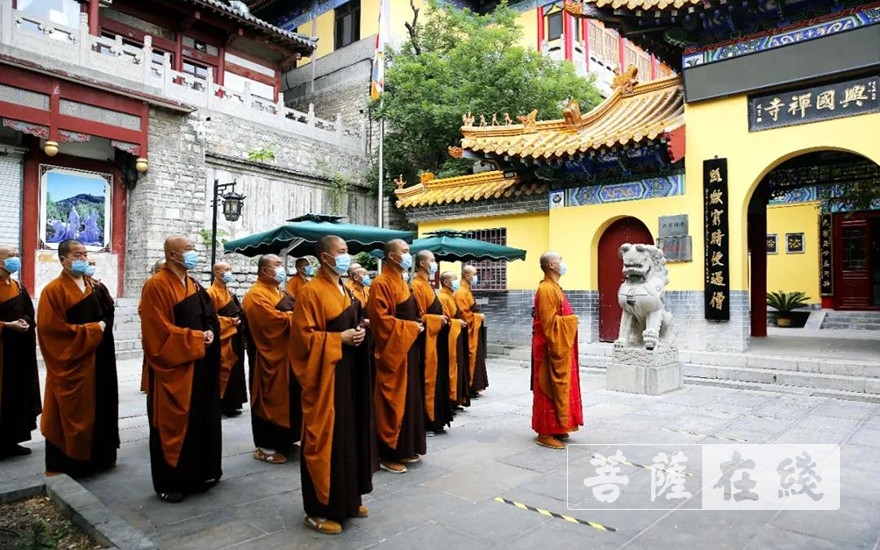 佛教-泉城佛教活动场所有序开放 做好防疫是新时代爱国爱教