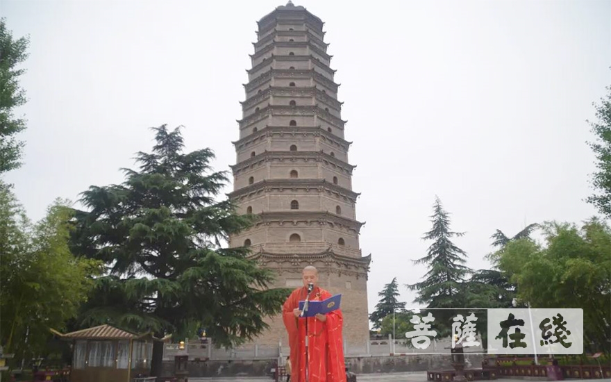法门寺-陕西法门寺有序开放首日举行升国旗仪式