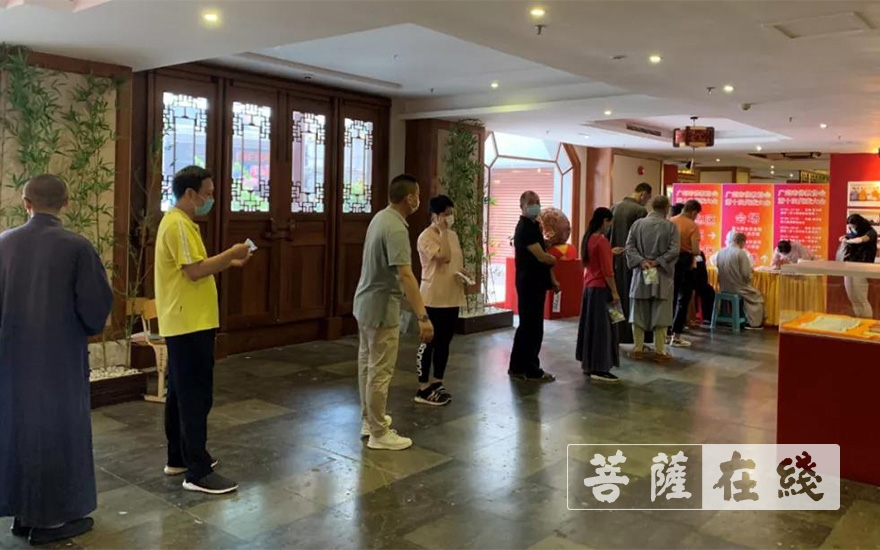 大佛寺-为迎接开放，广州大佛寺全体僧众进行核酸检测