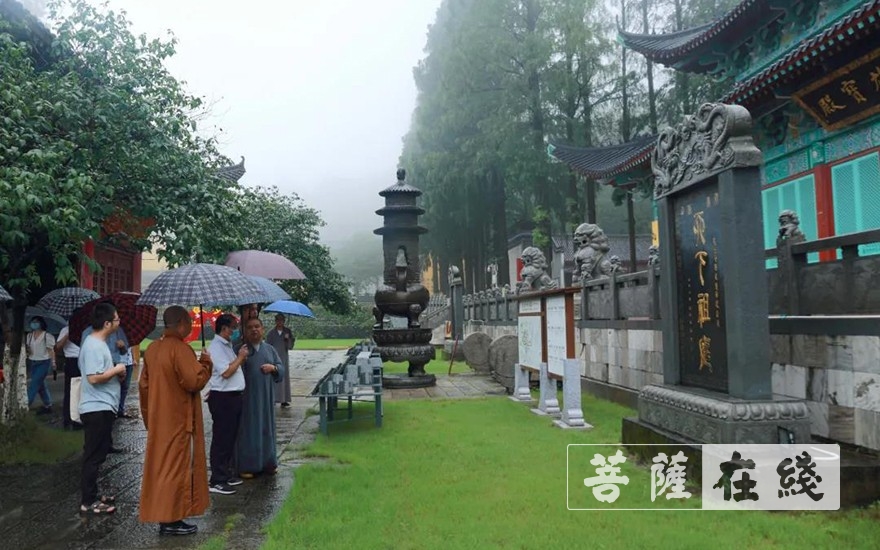 五祖寺-湖北省委统战部副部长汪海涛一行调研五祖寺